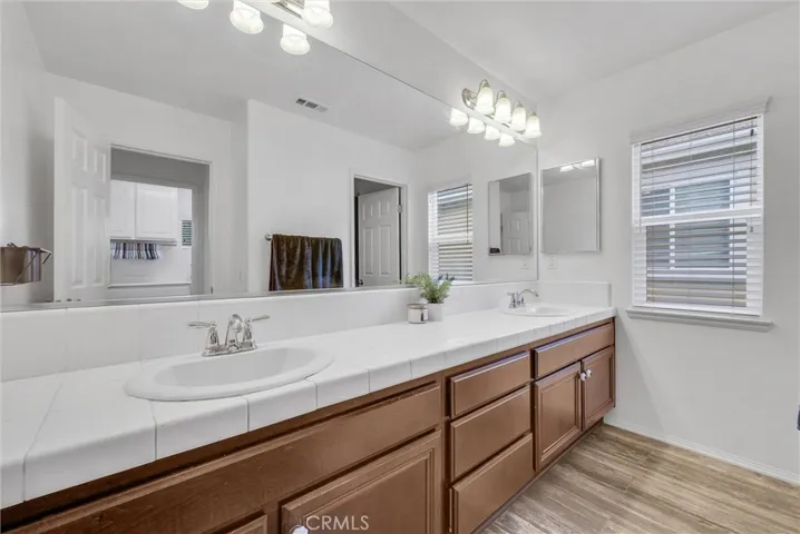 Upstairs hallway bathroom