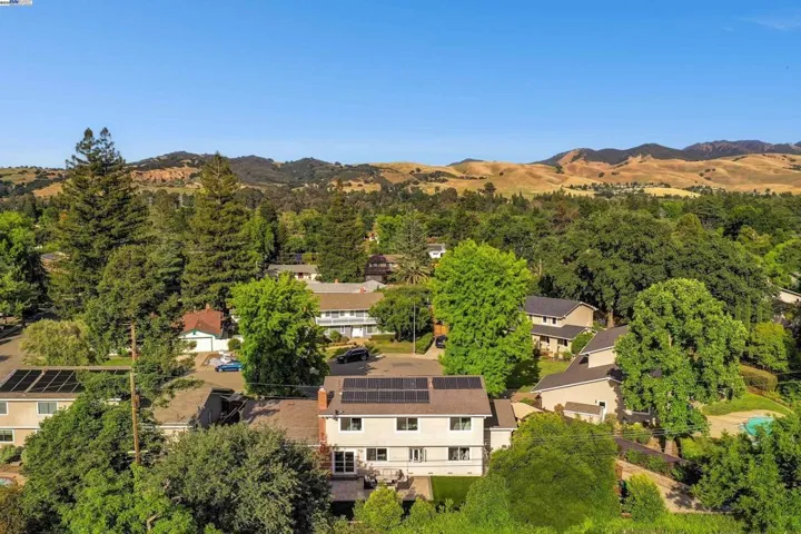 317 Deerpark Ct, Walnut Creek, California 94598