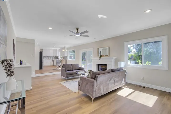 317 Deerpark Ct, Walnut Creek, California 94598