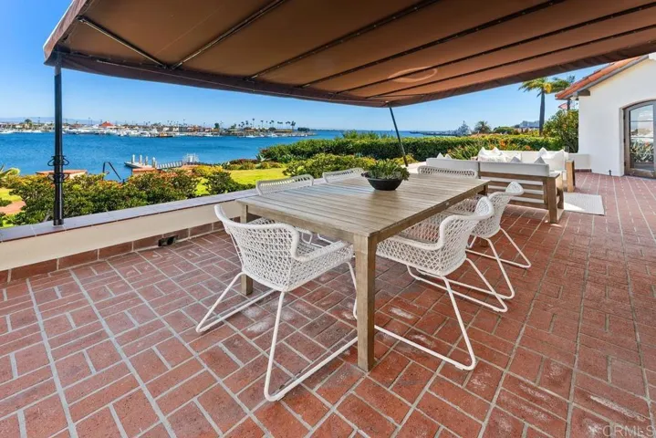 2900 Nichols Street, San Diego, California 92106