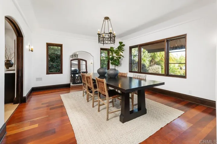 2900 Nichols Street, San Diego, California 92106