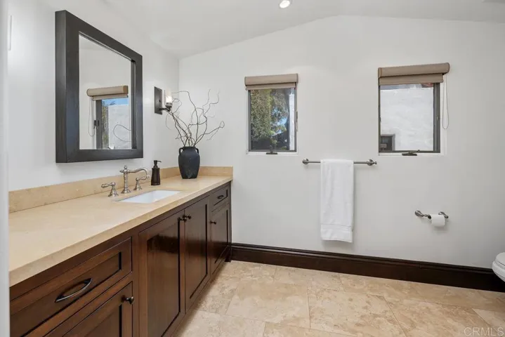2900 Nichols Street, San Diego, California 92106
