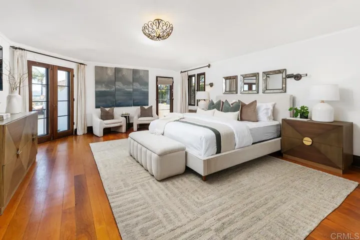 2900 Nichols Street, San Diego, California 92106