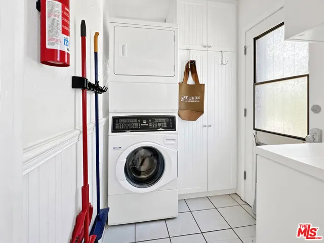 3732 Beethoven Street, Los Angeles, California 90066