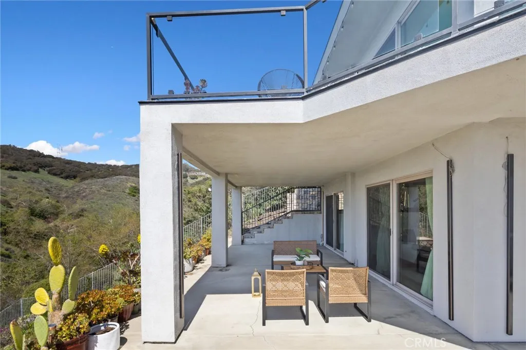 2637 N Mountain Avenue, Claremont, California 91711 home-pic-53