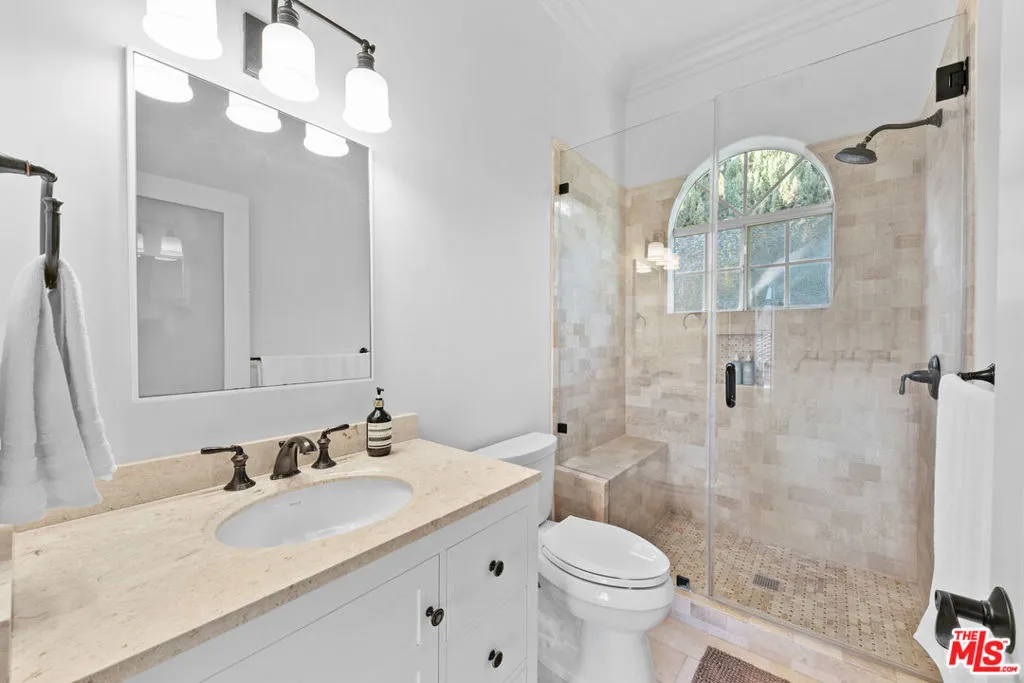 26600 Ocean View Drive, Malibu, California 90265 home-pic-13