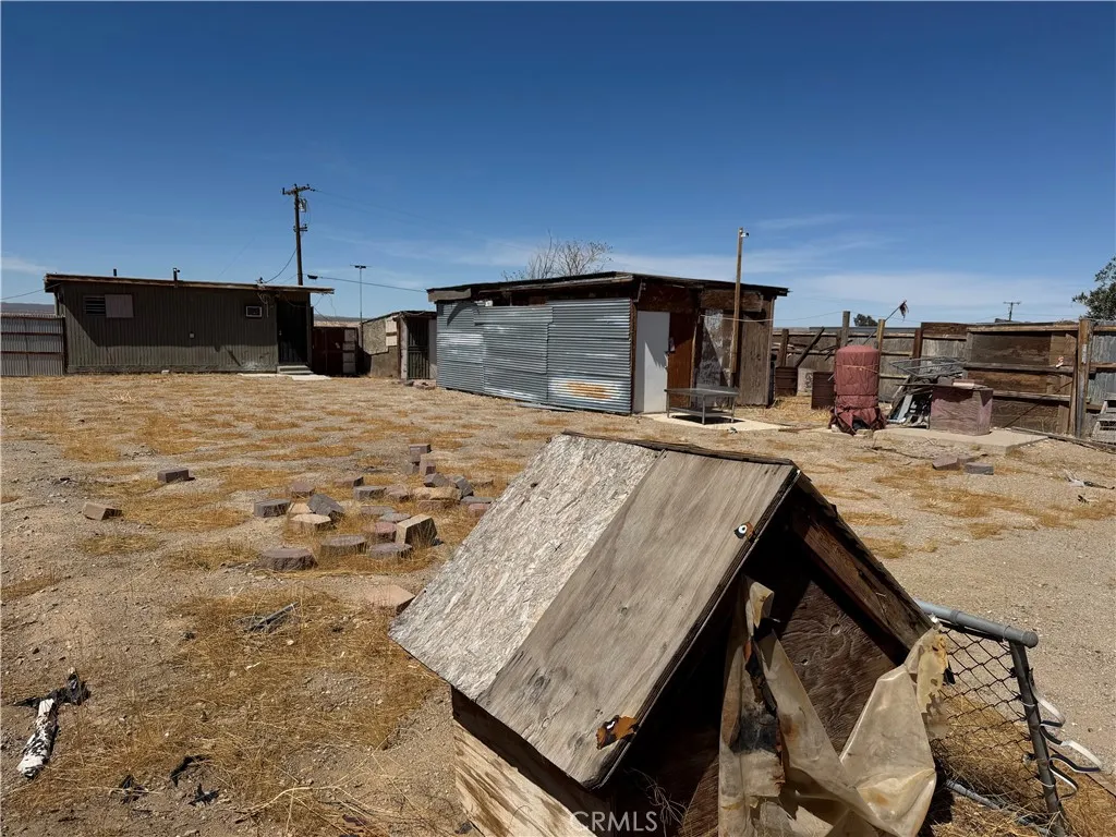 15026 Swan Lane, Oro Grande, California 92368 home-pic-13