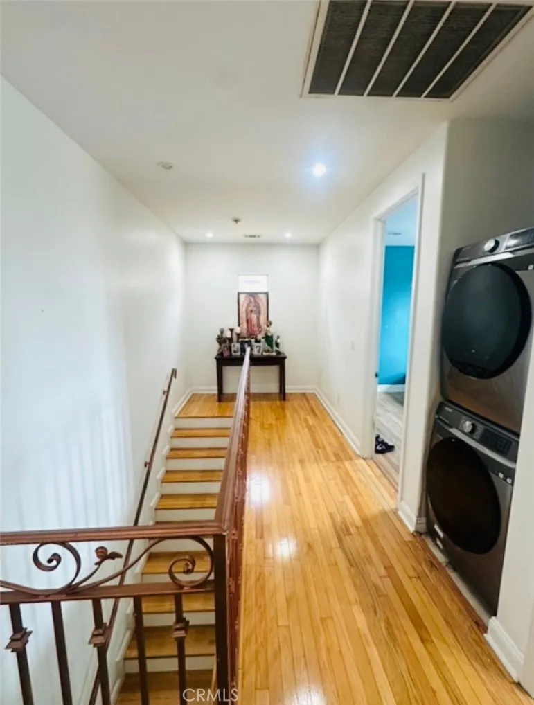 1154 W 55th Street, Los Angeles, California 90037 home-pic-4