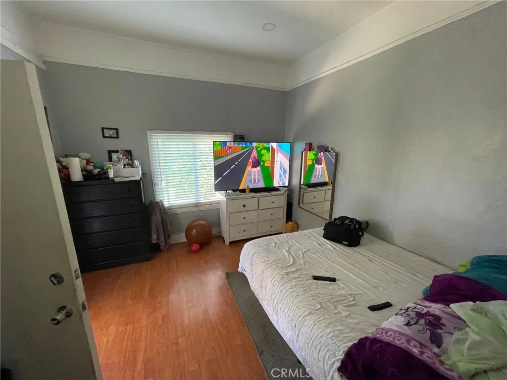 1156 Fedora Street, Los Angeles, California 90006 home-pic-3