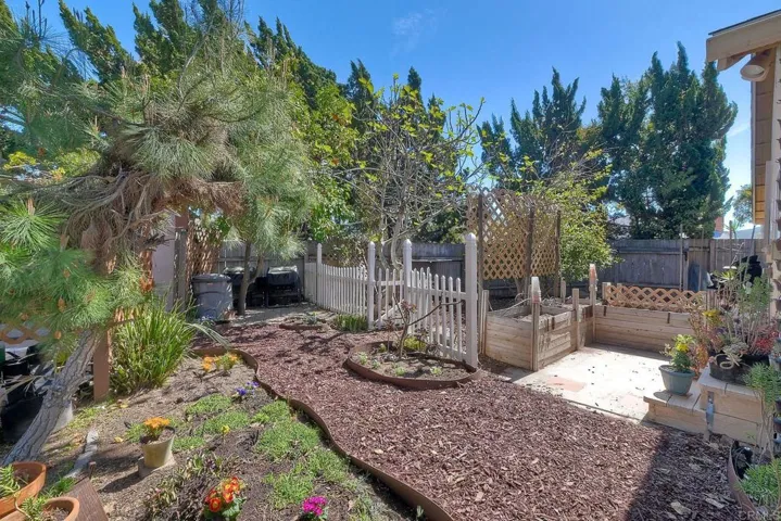 200 Calle Isabel, San Marcos, California 92069