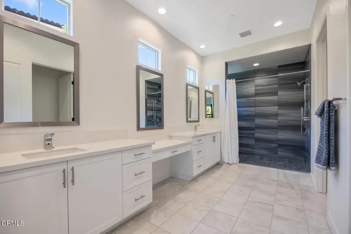 2294 Jovana Ct Camarillo CA-large-028-00