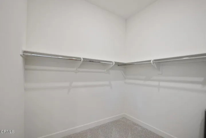 2294 Jovana Ct Camarillo CA-large-030-00