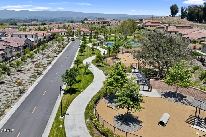 2294 Jovana Ct Camarillo CA-large-068-04
