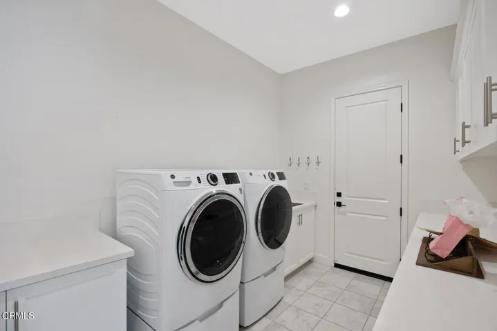 2294 Jovana Ct Camarillo CA-large-026-01