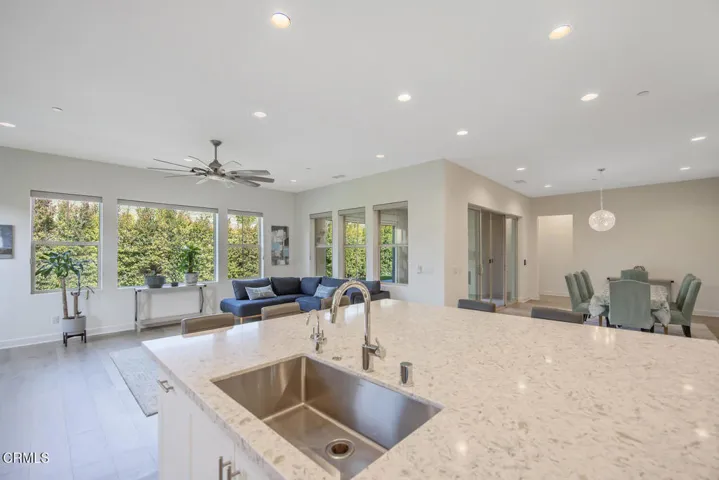 2294 Jovana Ct Camarillo CA-large-020-03