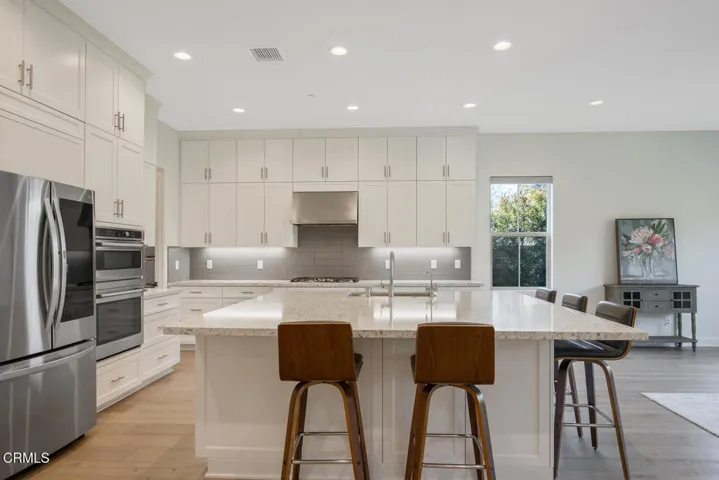 2294 Jovana Ct Camarillo CA-large-014-02