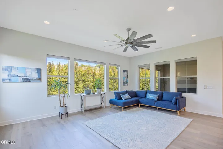 2294 Jovana Ct Camarillo CA-large-011-03