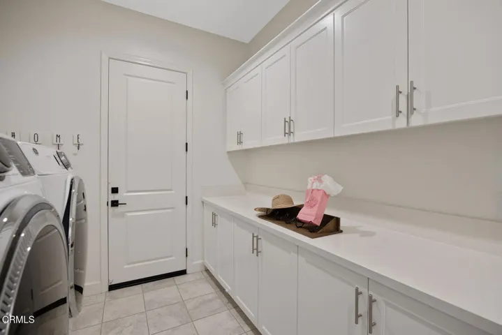 2294 Jovana Ct Camarillo CA-large-027-00