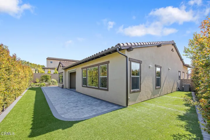 2294 Jovana Ct Camarillo CA-large-038-02