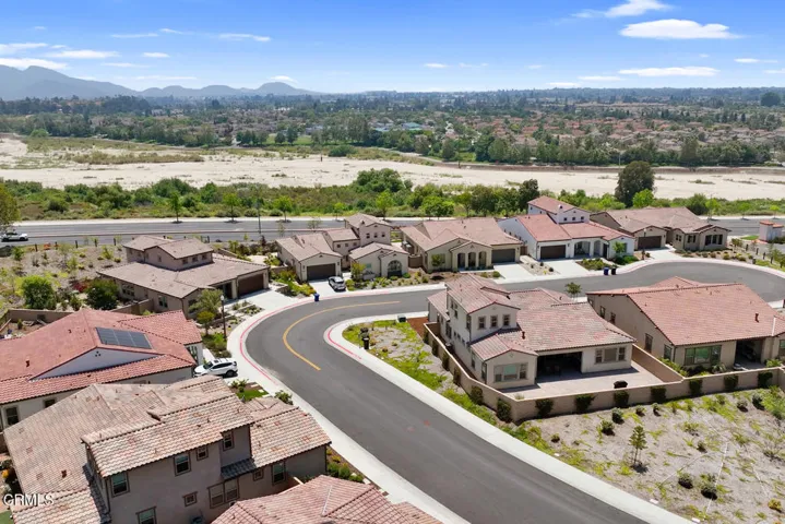 2294 Jovana Ct Camarillo CA-large-065-04