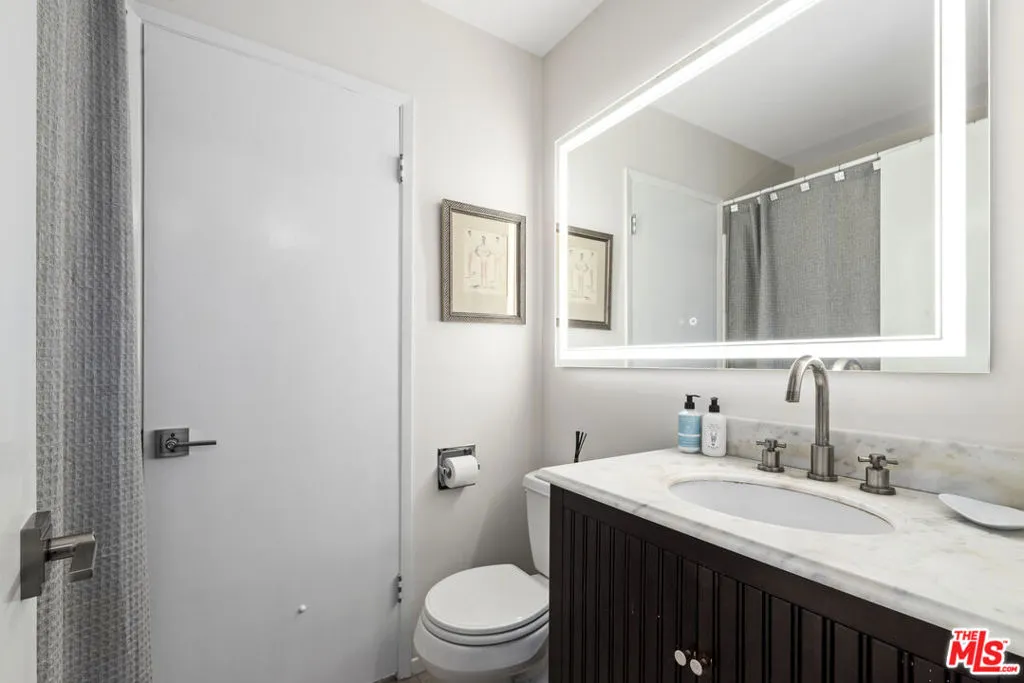 8670 Allenwood Road, Los Angeles, California 90046 home-pic-22