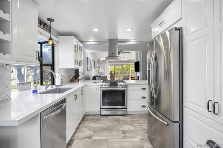 5737 Adobe Falls Road A, San Diego, California 92120
