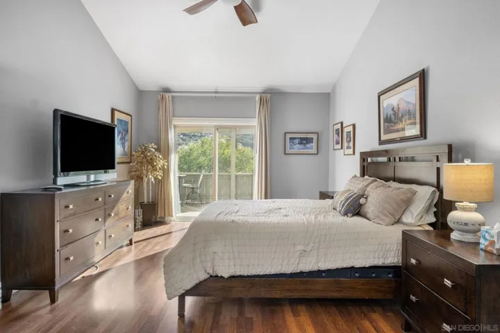 5737 Adobe Falls Road A, San Diego, California 92120