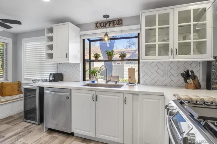 5737 Adobe Falls Road A, San Diego, California 92120