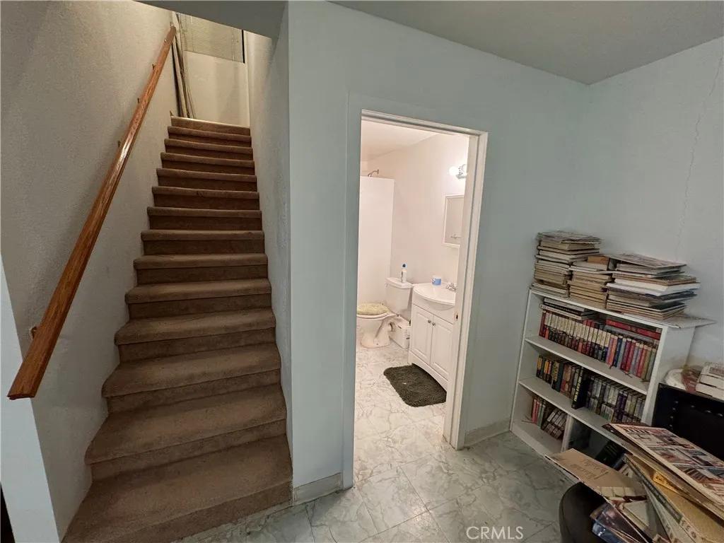 35648 Mountain View Road, Hinkley, California 92347 home-pic-26