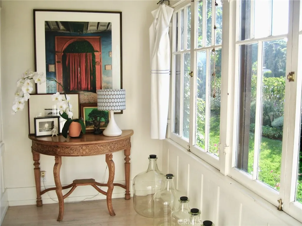 308 Windward Avenue, Venice, California 90291 home-pic-3