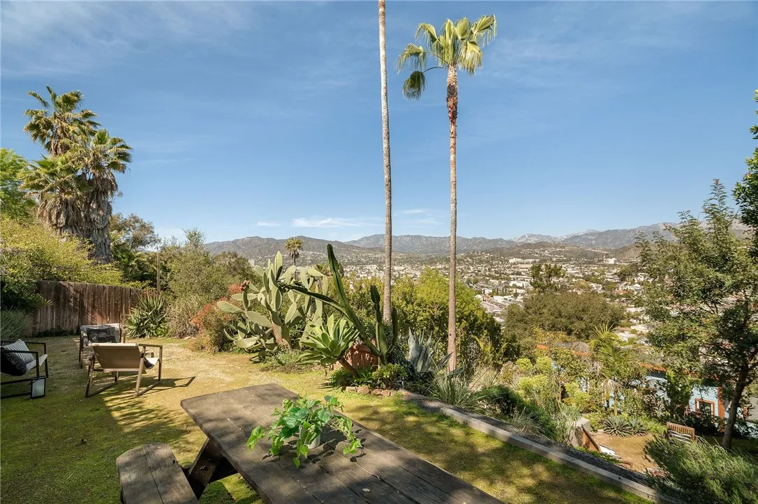 1351 Columbia Drive, Glendale, California 91205 home-pic-49