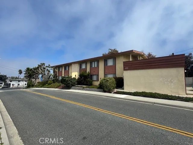 1902 Flagler Lane, Redondo Beach, California 90278