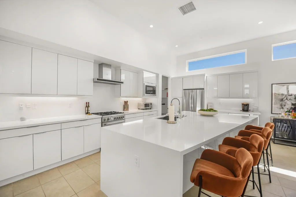 743 Fountain Drive, Palm Springs, California 92262 home-pic-11