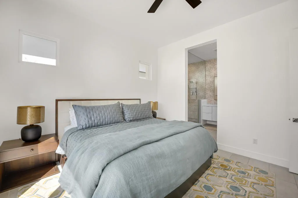 743 Fountain Drive, Palm Springs, California 92262 home-pic-16