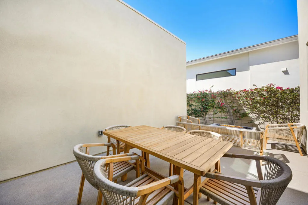 743 Fountain Drive, Palm Springs, California 92262 home-pic-29