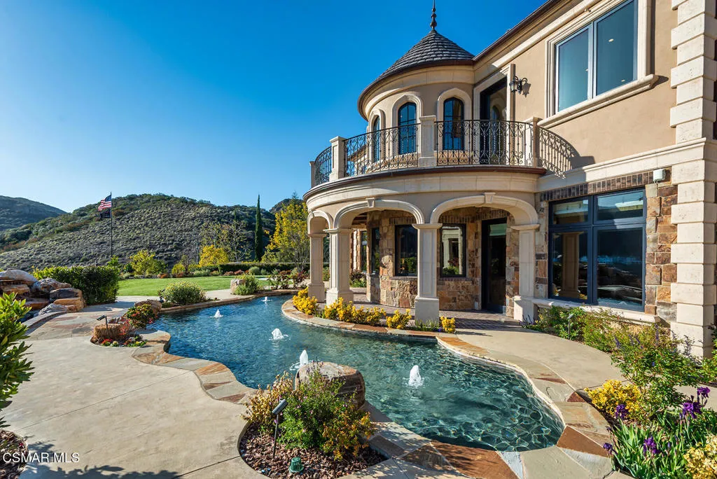 2474 Newbern Court, Thousand Oaks, California 91361 home-pic-51