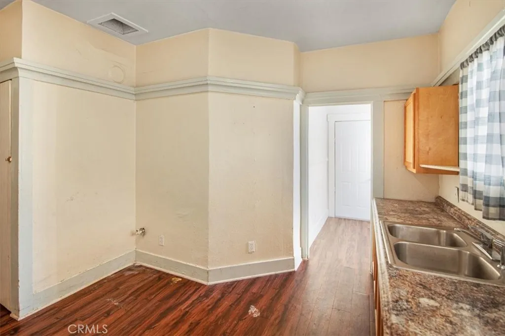 3417 4th Avenue, Los Angeles, California 90018 home-pic-36