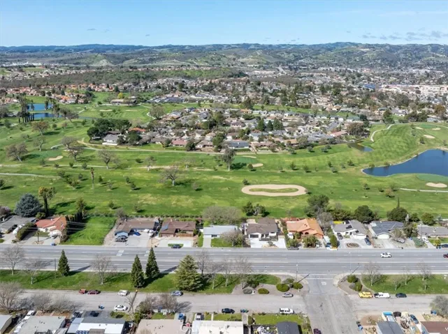 1720 Creston Road, Paso Robles, California 93446
