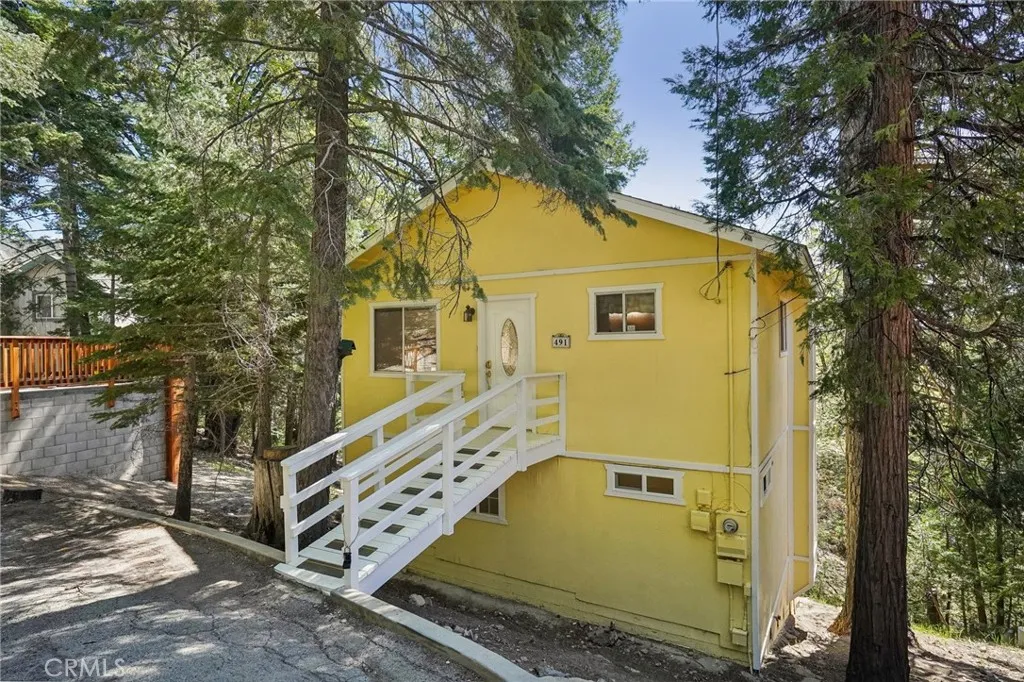491 Violet Drive, Twin Peaks, California 92391 home-pic-0