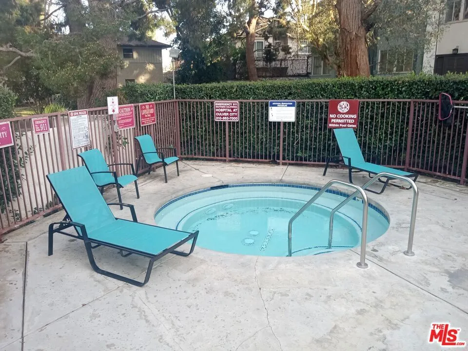 5832 Bowcroft Street 4, Los Angeles, California 90016 home-pic-22