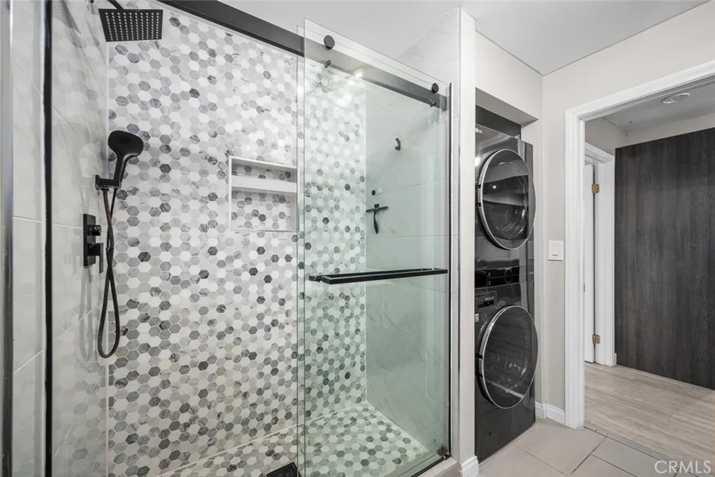 611 W Broadway, Anaheim, California 92805 home-pic-31