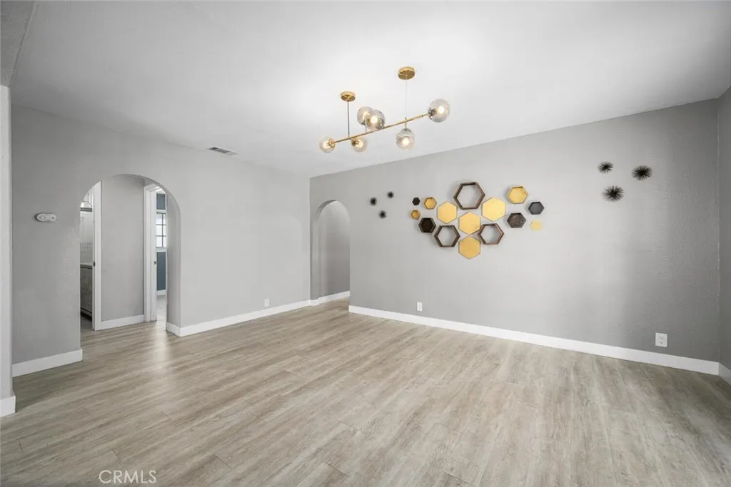 611 W Broadway, Anaheim, California 92805 home-pic-12