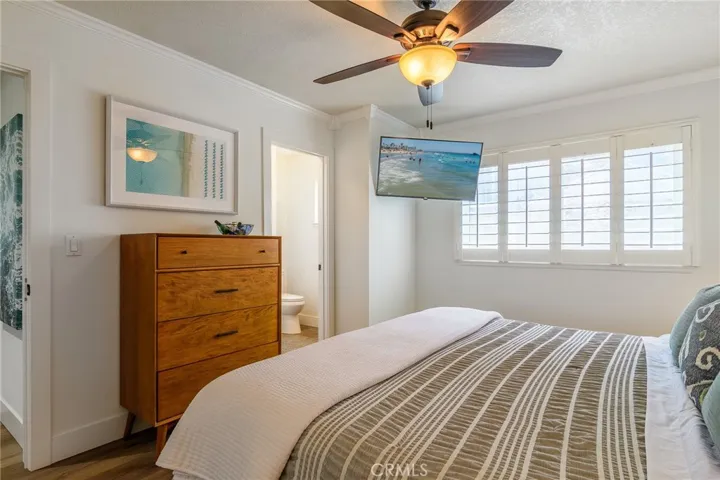 17692 Collins Circle, Huntington Beach, California 92647