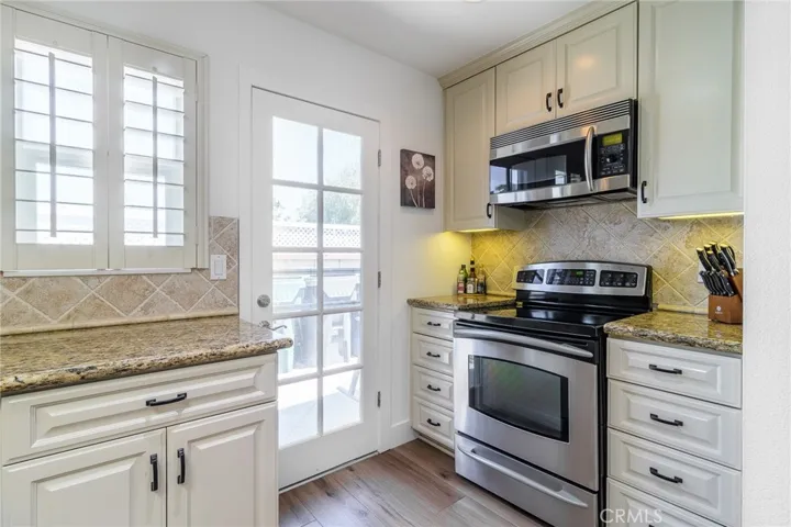 17692 Collins Circle, Huntington Beach, California 92647