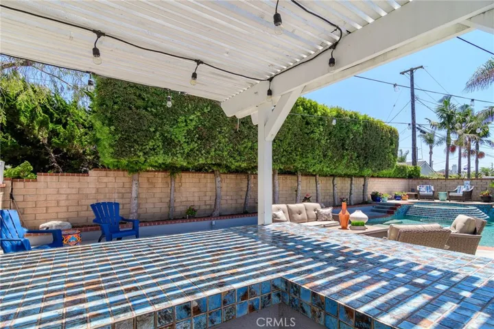 17692 Collins Circle, Huntington Beach, California 92647