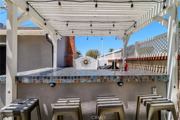 17692 Collins Circle, Huntington Beach, California 92647