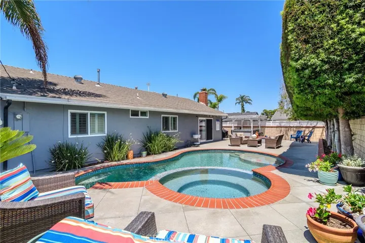 17692 Collins Circle, Huntington Beach, California 92647