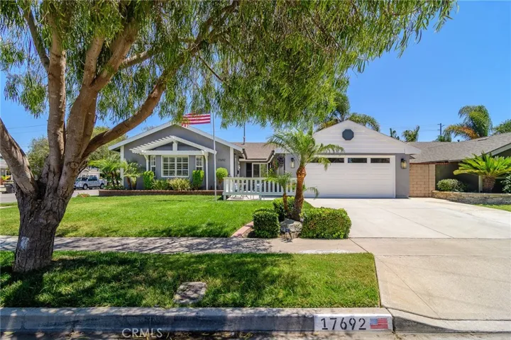 17692 Collins Circle, Huntington Beach, California 92647