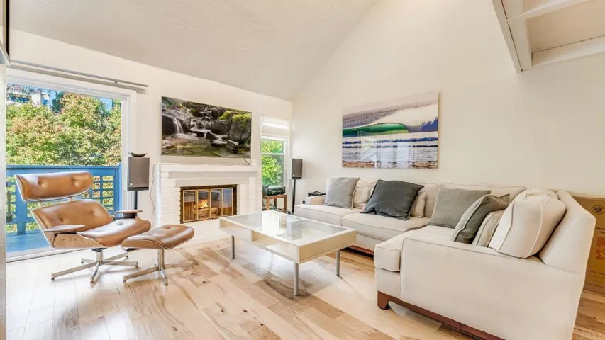 542 Via De La Valle H, Solana Beach, California 92075