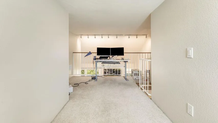 542 Via De La Valle H, Solana Beach, California 92075